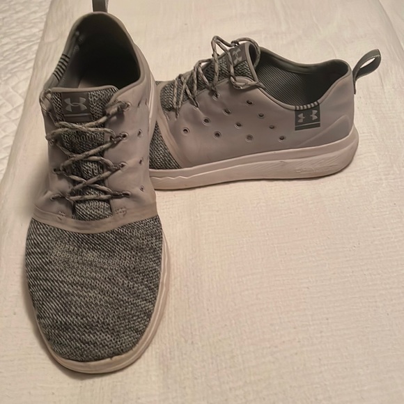 Under Armour Athleisure Shoe - Picture 1 of 3